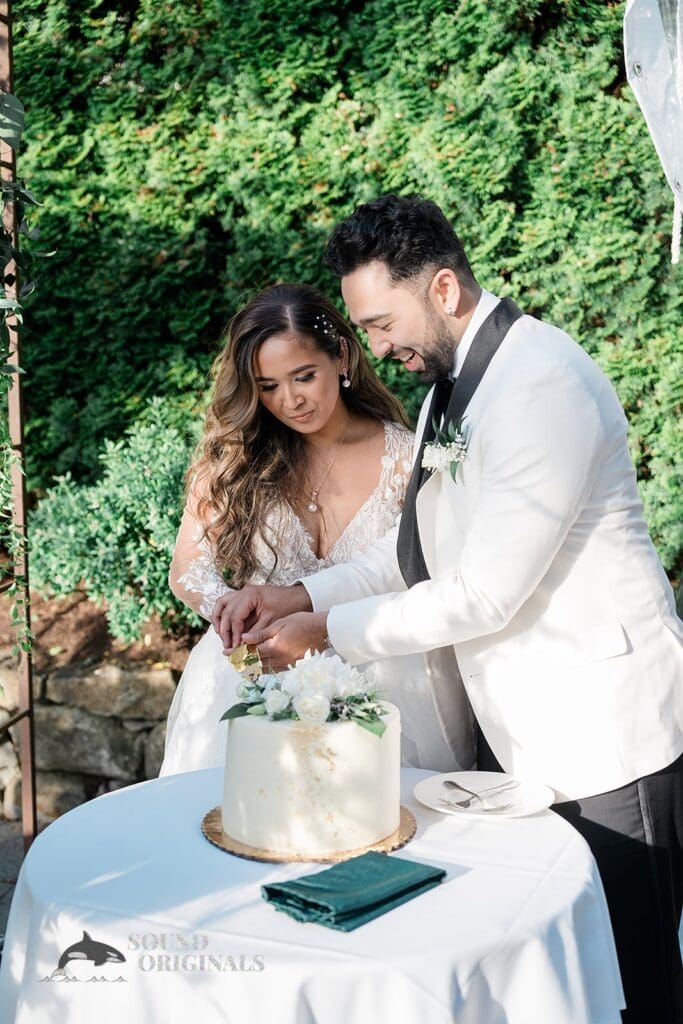 The Manor House at Pleasant Beach Wedding // Jordan + Sofia -