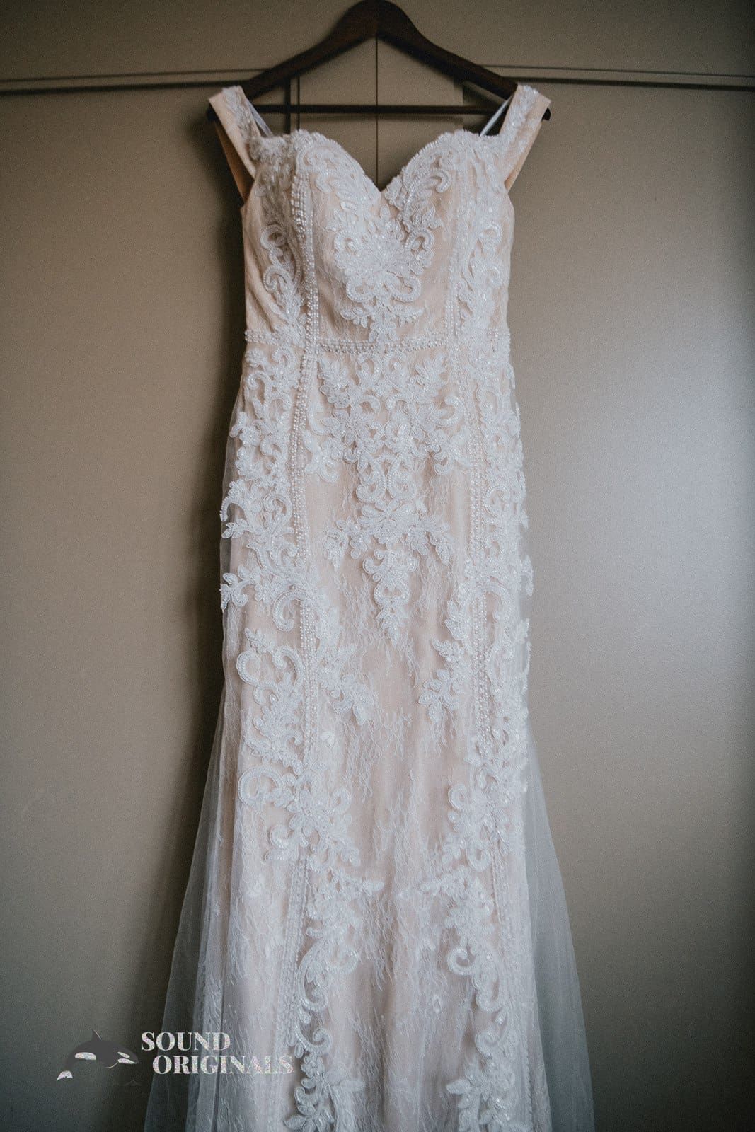 MGM Grand/Highlands Detroit Wedding // Wesley + Rebecca -