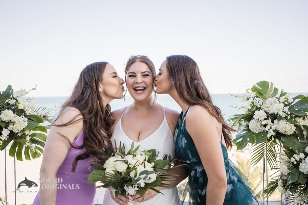 Family love at Cadillac Hotel and Beach