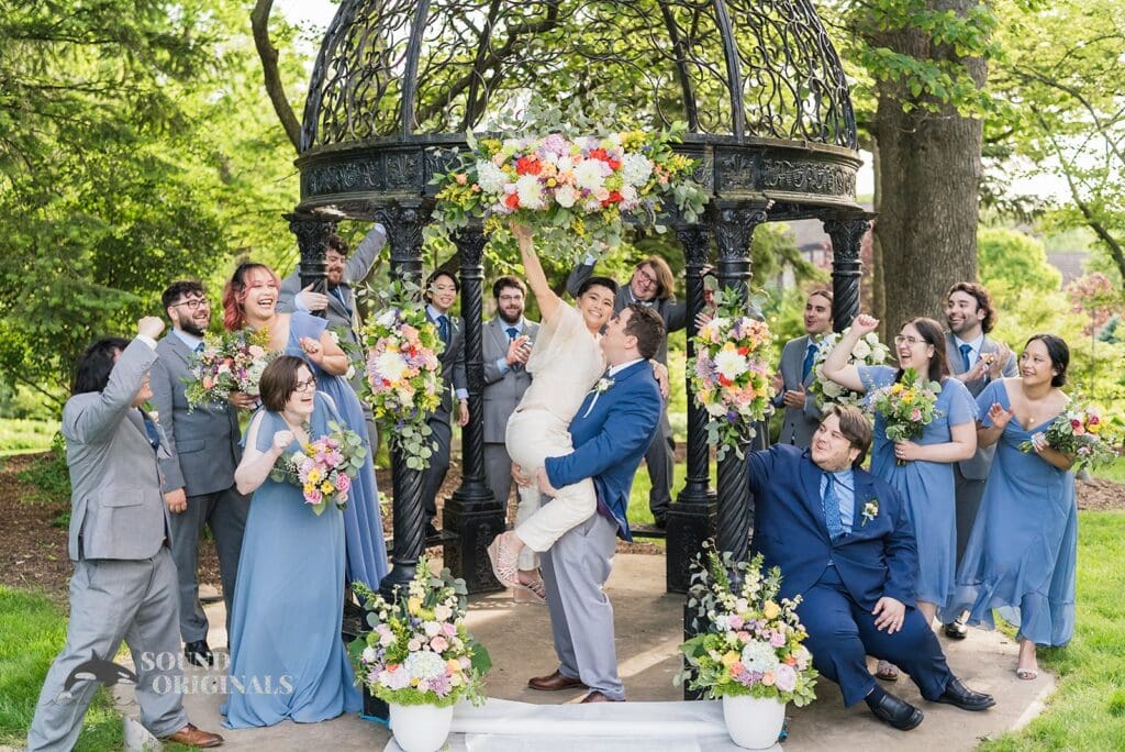 Fun photo of the bride and groom with their bridal party at Monte Bello Estate Wedding