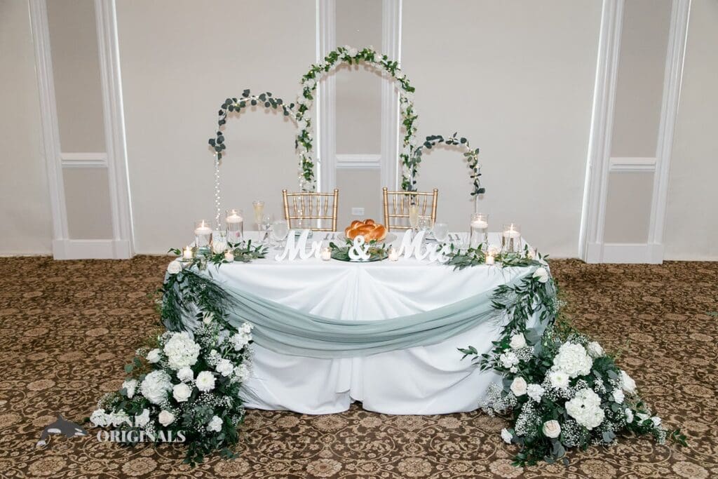 Royal Melbourne Country Club Wedding The top table at the Royal Melbourne Country Club Wedding