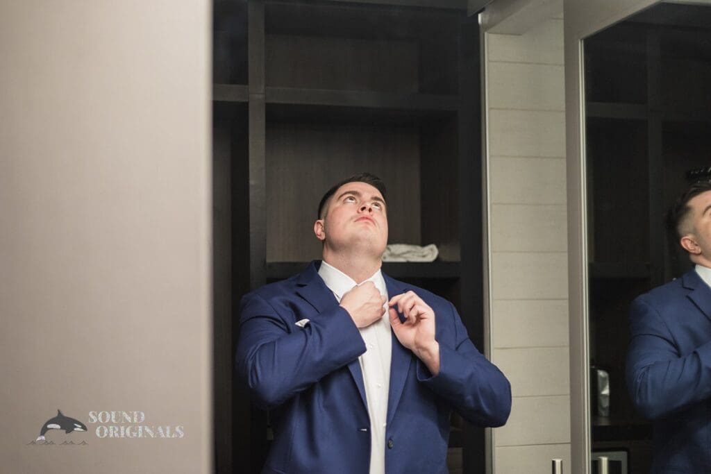 Groom at Willows Heights Mansion room