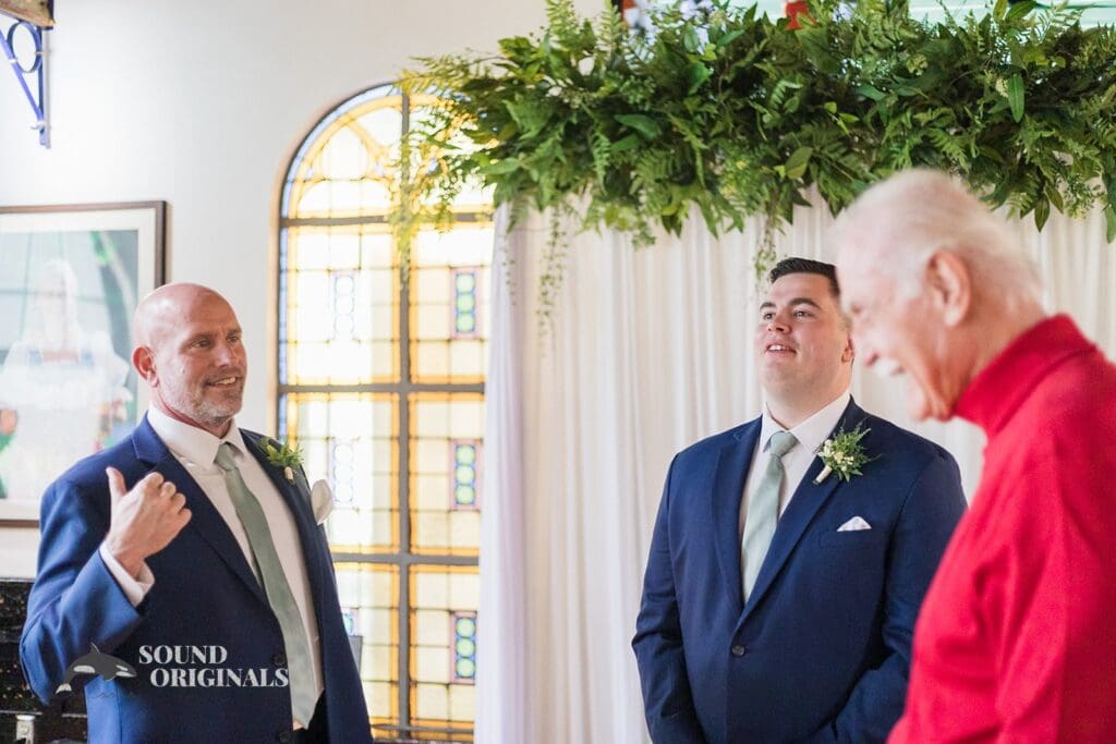 Groom in awe at Willow Heights Mansion