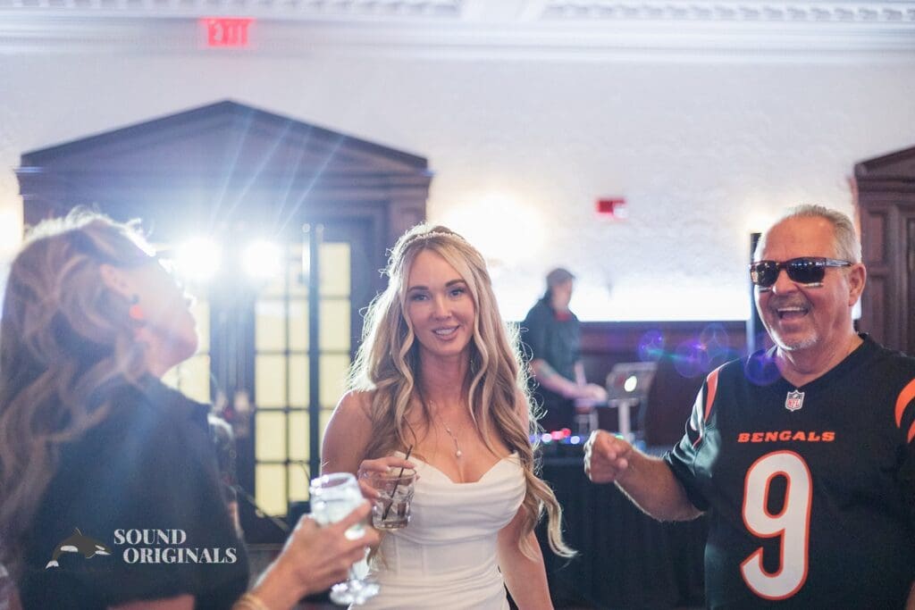 Radisson Hotel Cincinnati Riverfront Wedding // Nicole + Rick -