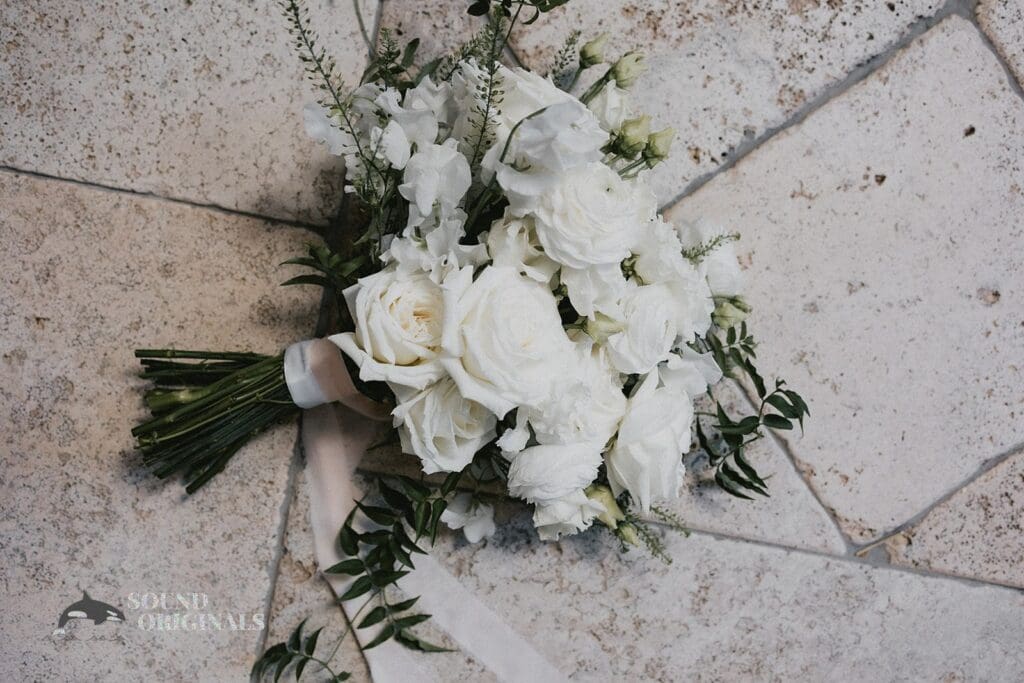 Colourful flower shines brightly at The Havens Country Club Wedding