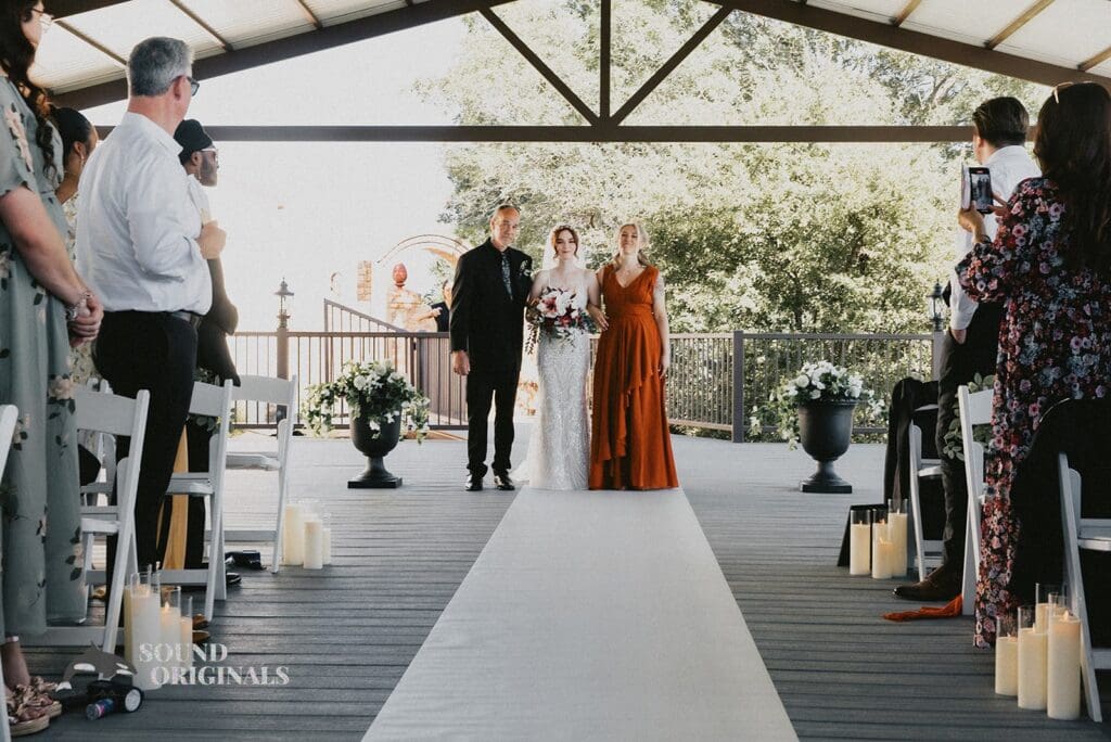 The arrival of the bride at the Stoney Ridge Villa Wedding