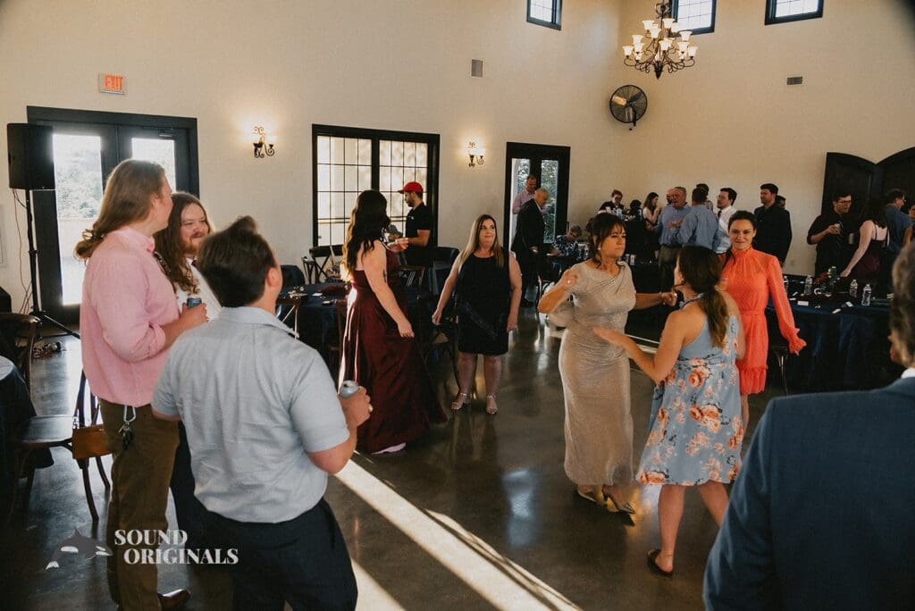 Wedding guests on the dance floor at Stoney Ridge Villa Wedding