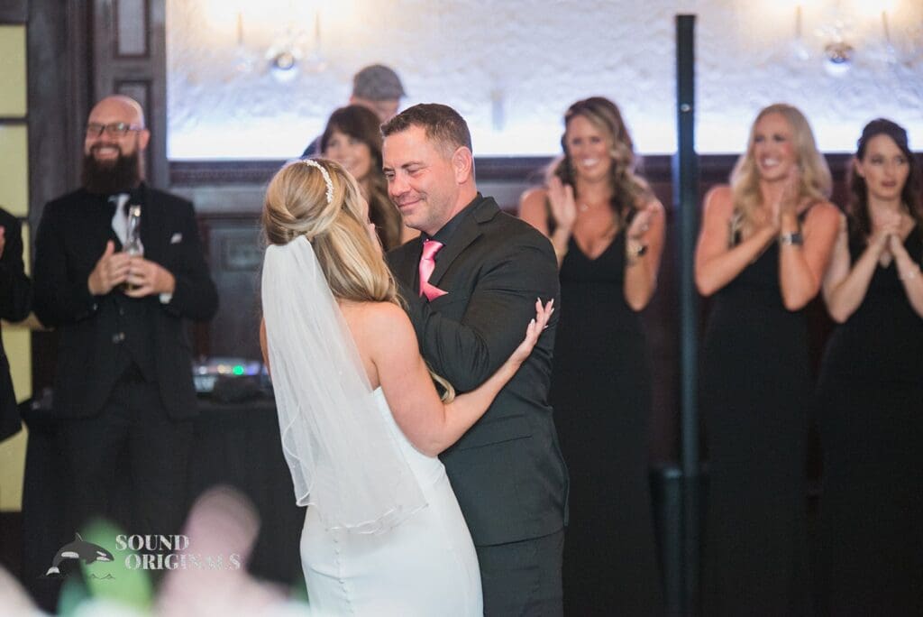 Radisson Hotel Cincinnati Riverfront Wedding // Nicole + Rick -