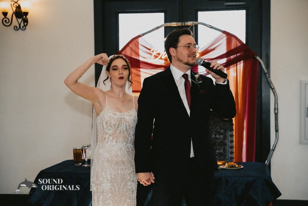 The groom makes his speech at the Stoney Ridge Villa Wedding reception