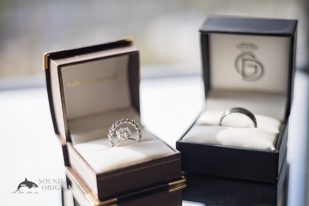 Radisson Hotel Cincinnati Riverfront Wedding // Nicole + Rick -