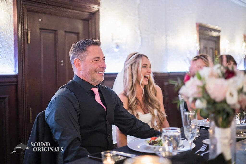 Radisson Hotel Cincinnati Riverfront Wedding // Nicole + Rick -