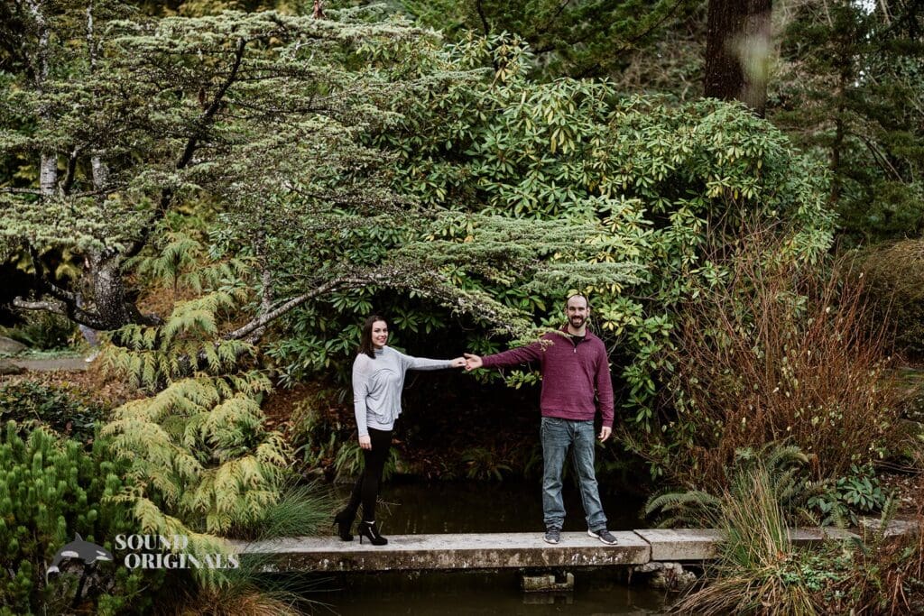 25 STUNNING Locations for Engagement Photos in Seattle -