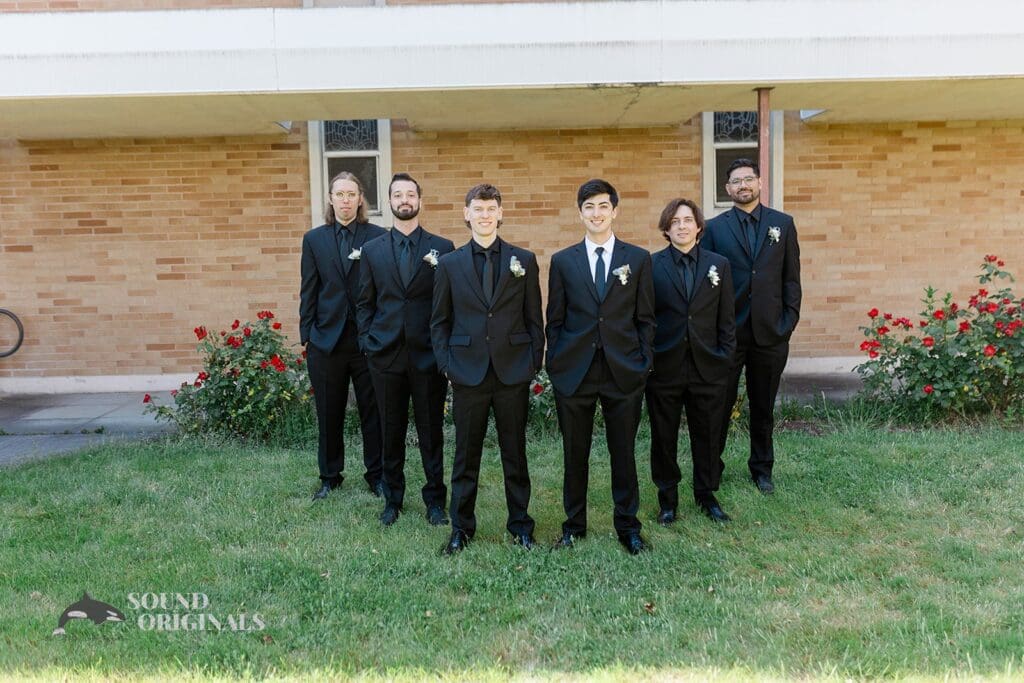 Jennifer + Mark Lake Forest Park Civic Club Wedding // Jennifer + Mark -