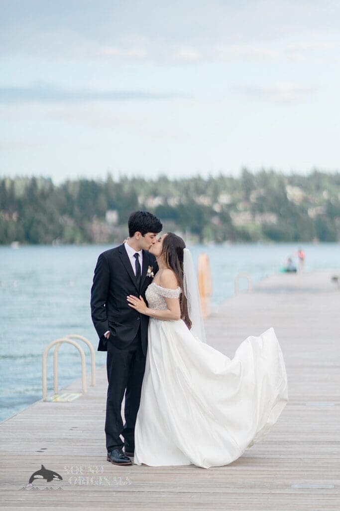 Jennifer + Mark Lake Forest Park Civic Club Wedding // Jennifer + Mark -