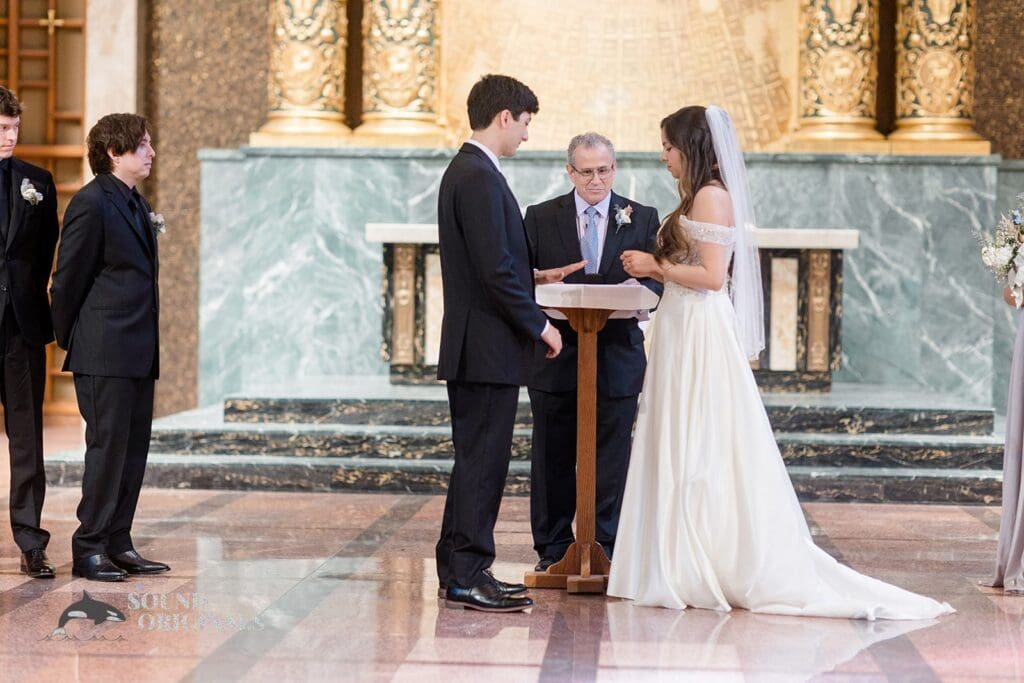 Jennifer + Mark Lake Forest Park Civic Club Wedding // Jennifer + Mark -