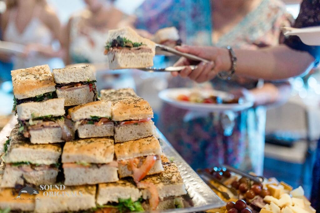 Jennifer + Mark Lake Forest Park Civic Club Wedding // Jennifer + Mark -