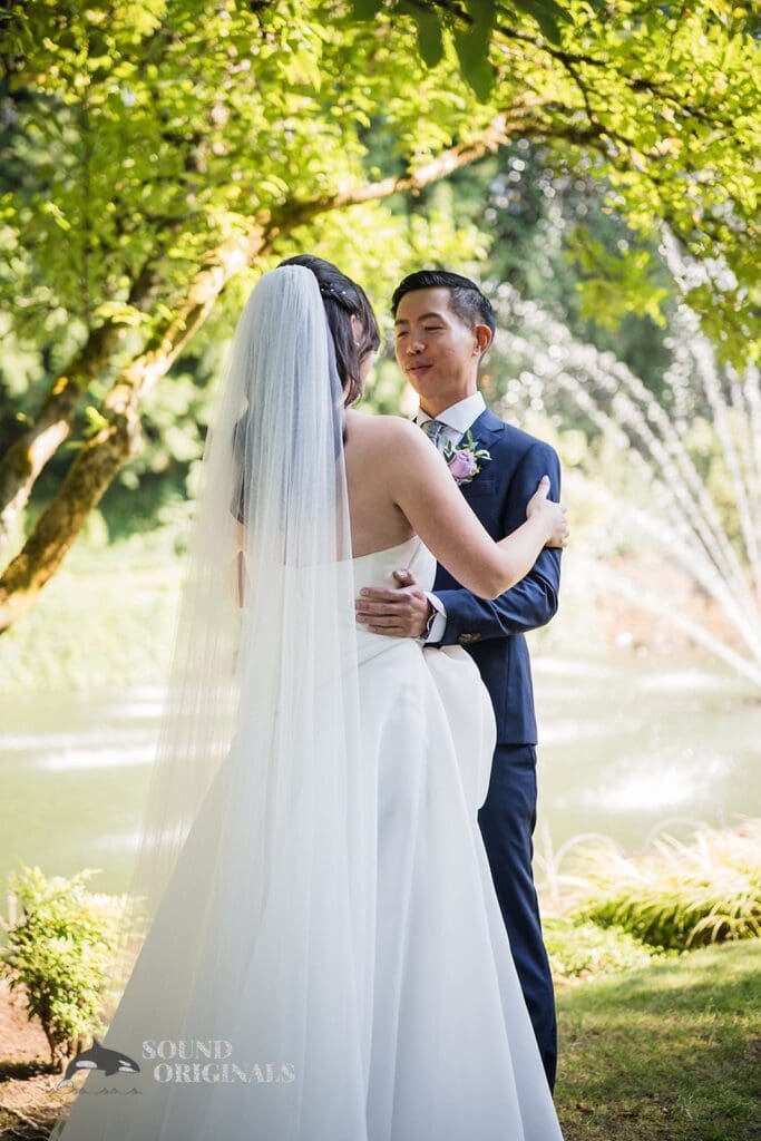 Lakeside Gardens Wedding // Tiana & Kevin -