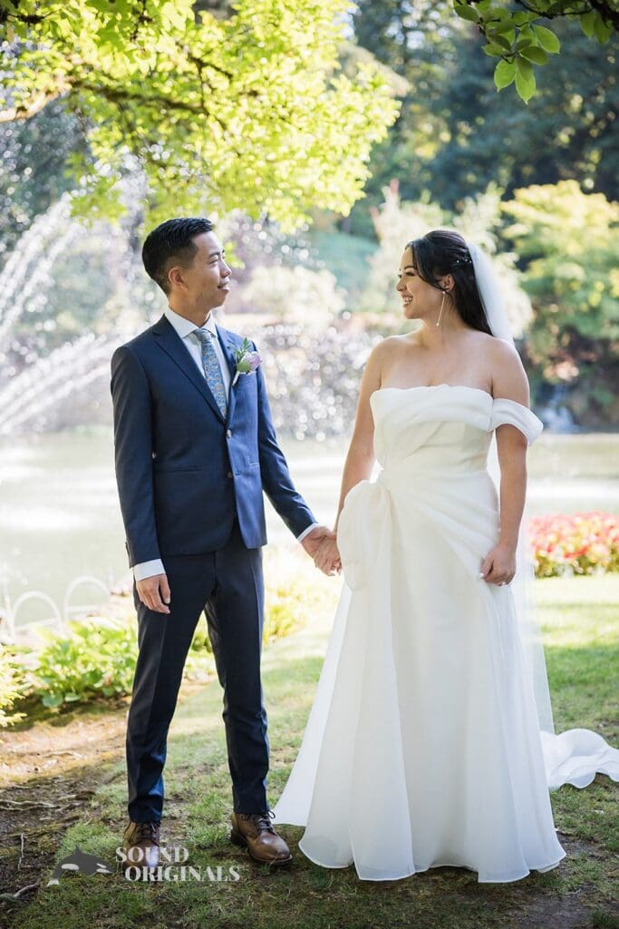 Lakeside Gardens Wedding // Tiana & Kevin -