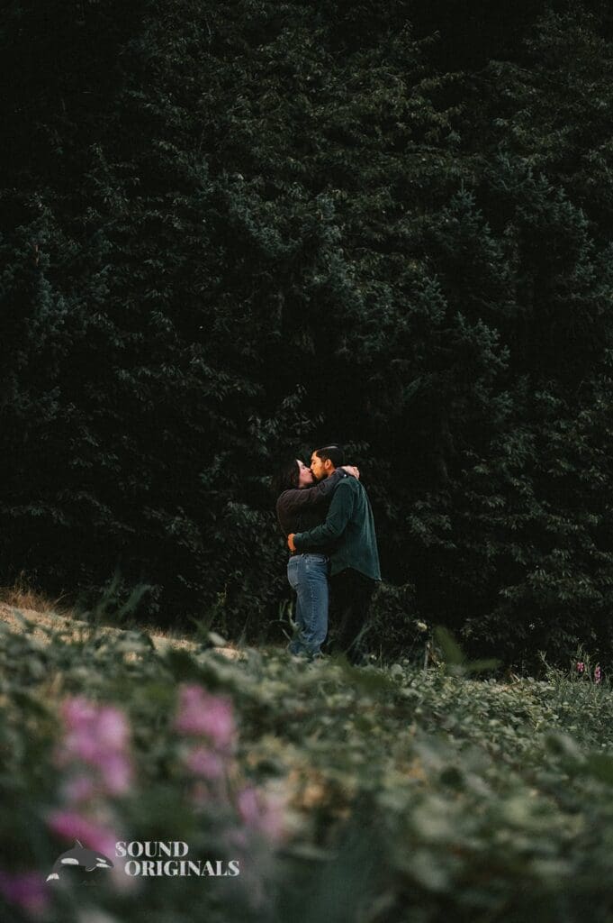 Lindsey + Humberto Mount Tabor Engagement // Lindsey + Humberto -