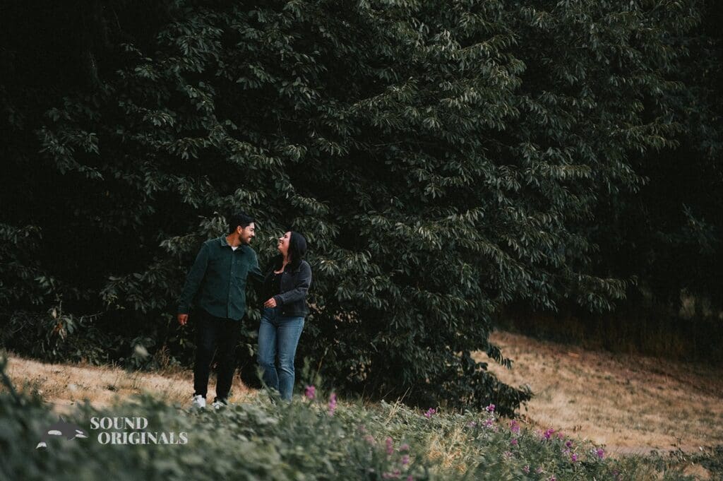 Lindsey + Humberto Mount Tabor Engagement // Lindsey + Humberto -