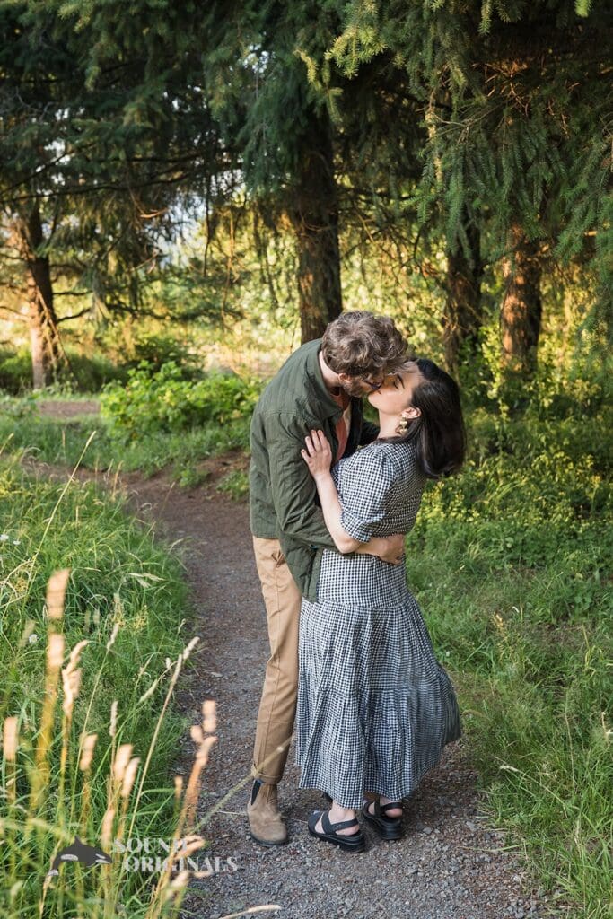 Powell Butte Park Engagement // Makayla + Eric -