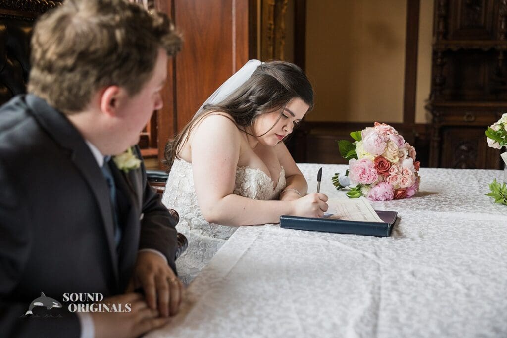 Brianna & Austin Thornewood Castle Wedding // Brianna & Austin -
