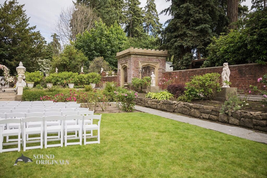 Brianna & Austin Thornewood Castle Wedding // Brianna & Austin -