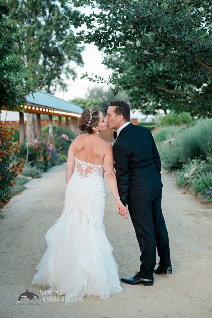Cornerstone Gardens Wedding // Julia + Stefan -