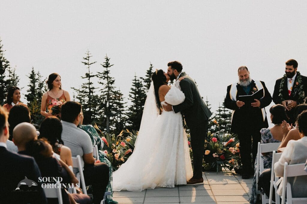 Crystal Mountain Resort Wedding // Jalyn + Logan -