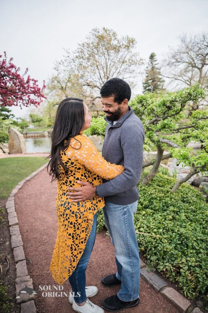 engaged couple at Osaka Garden