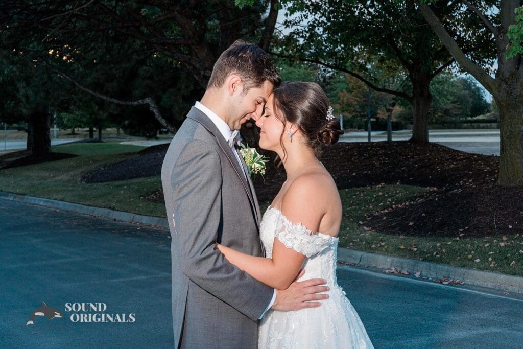 Hyatt Regency Schaumburg Wedding // Kaelyn + Tyler -