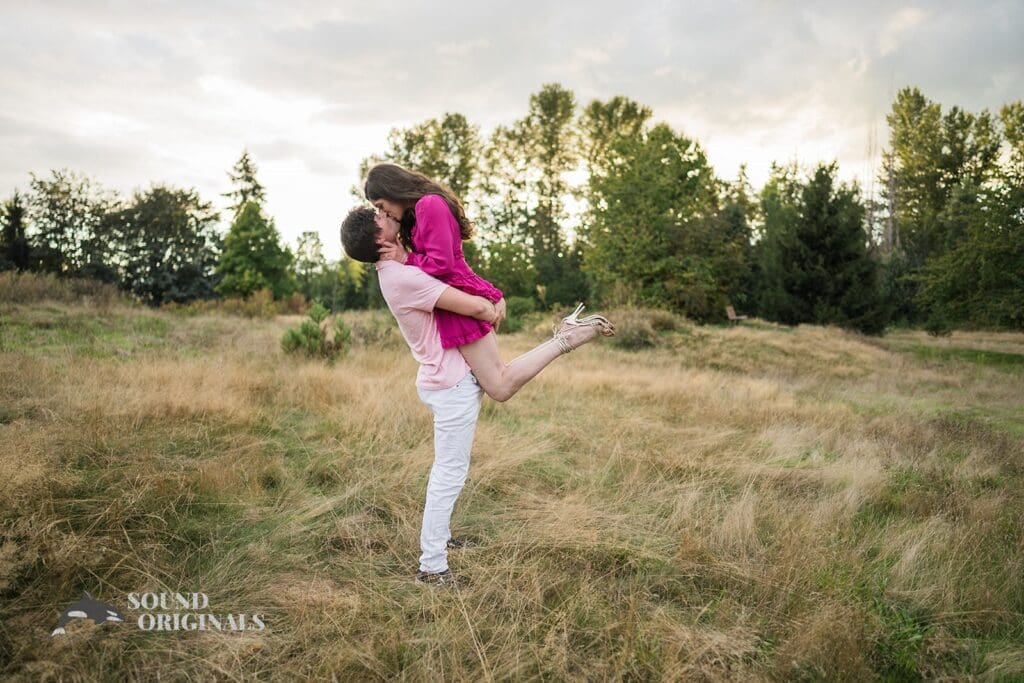 25 STUNNING Locations for Engagement Photos in Seattle -