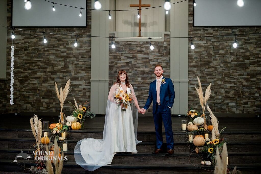 Lakeridge Bible Church Wedding // Amanda + Trevor -
