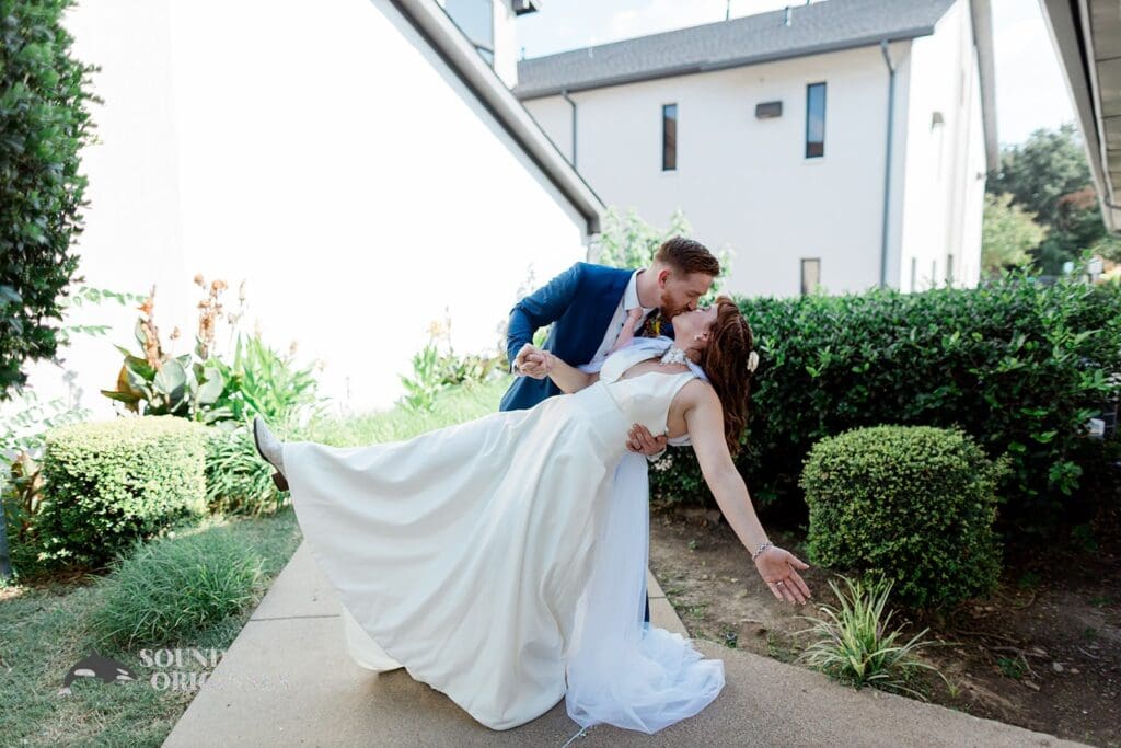 Lakeridge Bible Church Wedding // Amanda + Trevor -