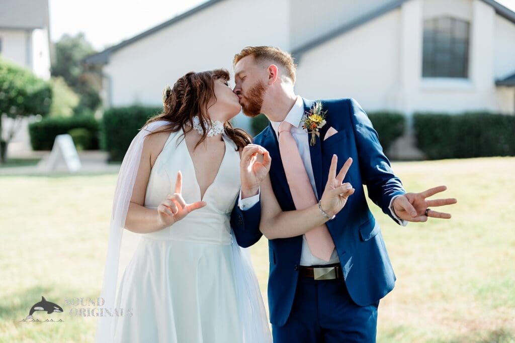 Lakeridge Bible Church Wedding // Amanda + Trevor -