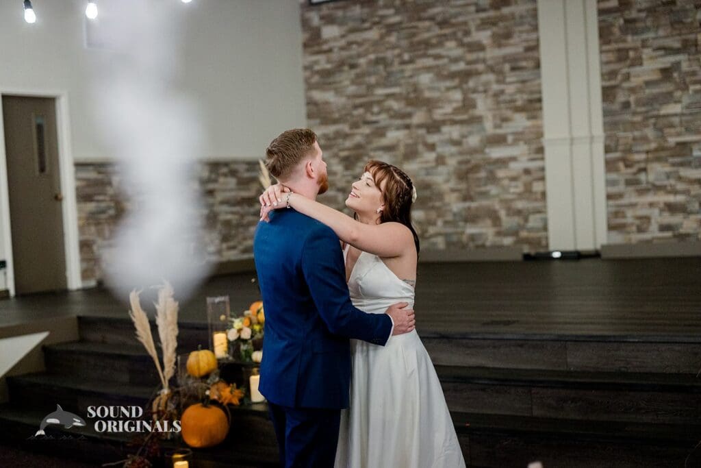 Lakeridge Bible Church Wedding // Amanda + Trevor -