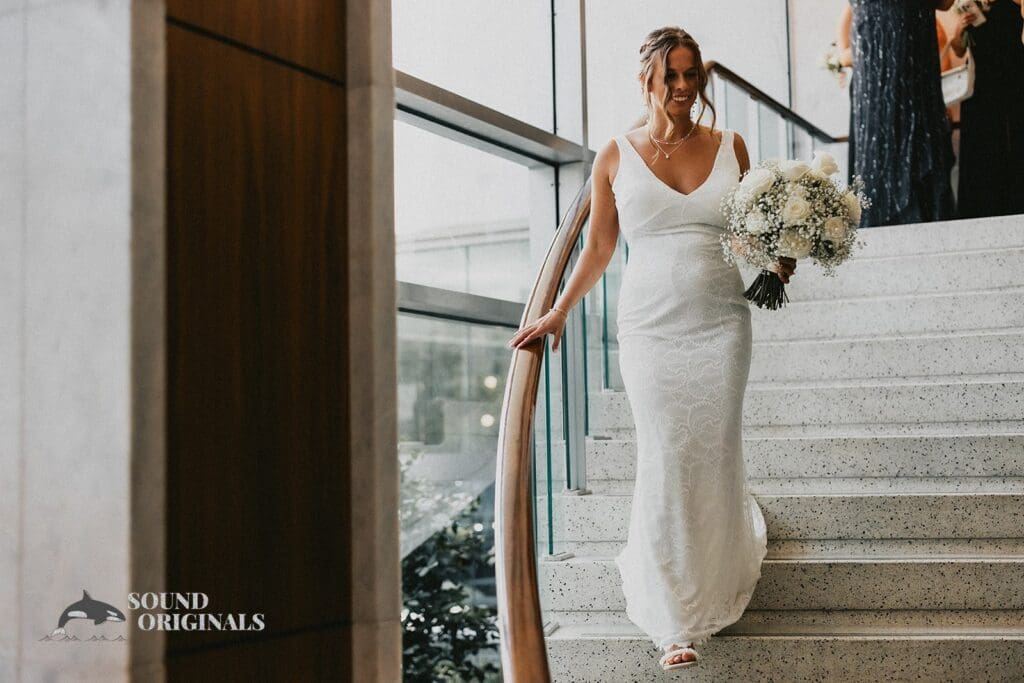 The Bride Arriving at The Carlisle Room Wedding