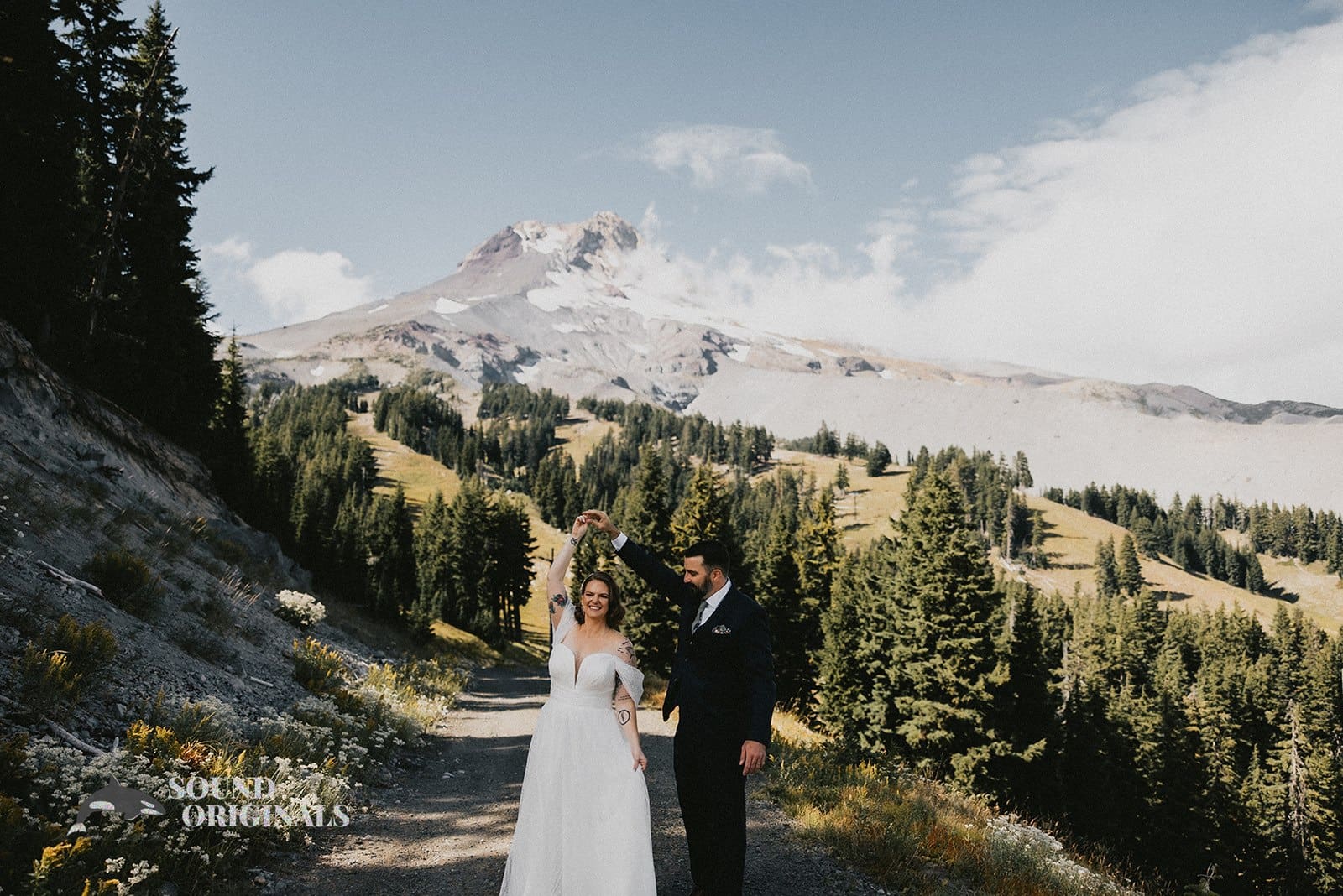 Mount Hood Cooper Spur Wedding // Tawny & Michael -