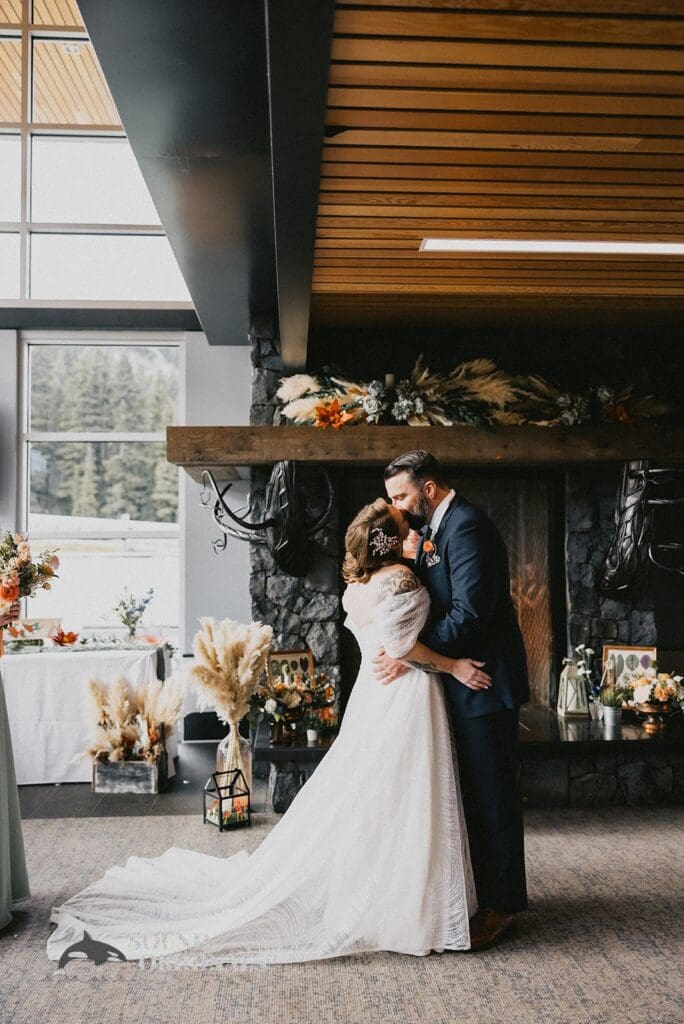 Mount Hood Cooper Spur Wedding // Tawny & Michael -