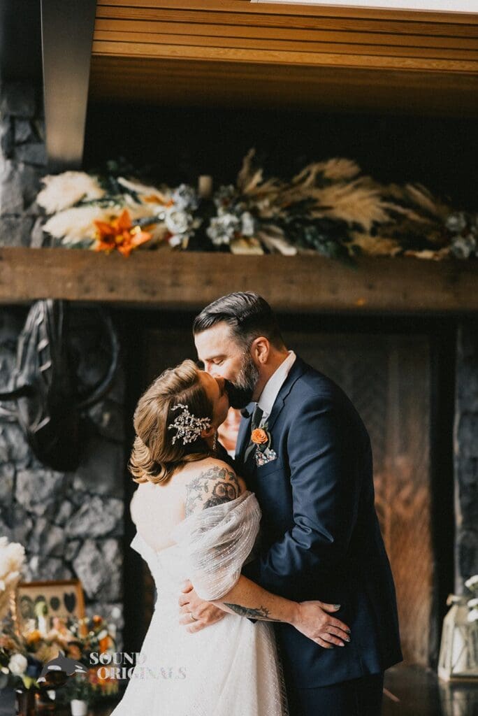 Mount Hood Cooper Spur Wedding // Tawny & Michael -