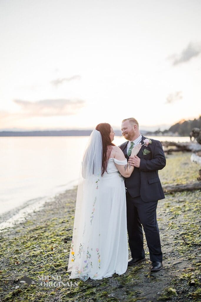 Normandy Park Community Club Wedding // Angela + Caleb -