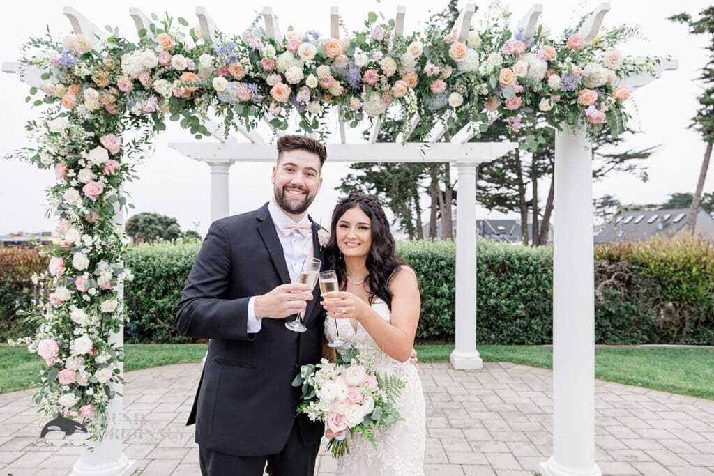 Derrick + Maddie Why Fall Is San Francisco’s Secret “Second Summer” for Wedding Photos -