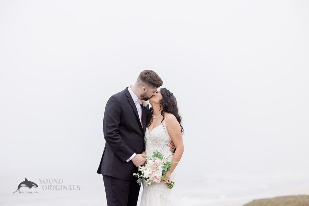 Derrick + Maddie Why Fall Is San Francisco’s Secret “Second Summer” for Wedding Photos -