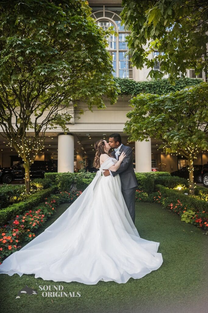 Brianna + Vishnu W Seattle Wedding // Brianna + Vishnu -