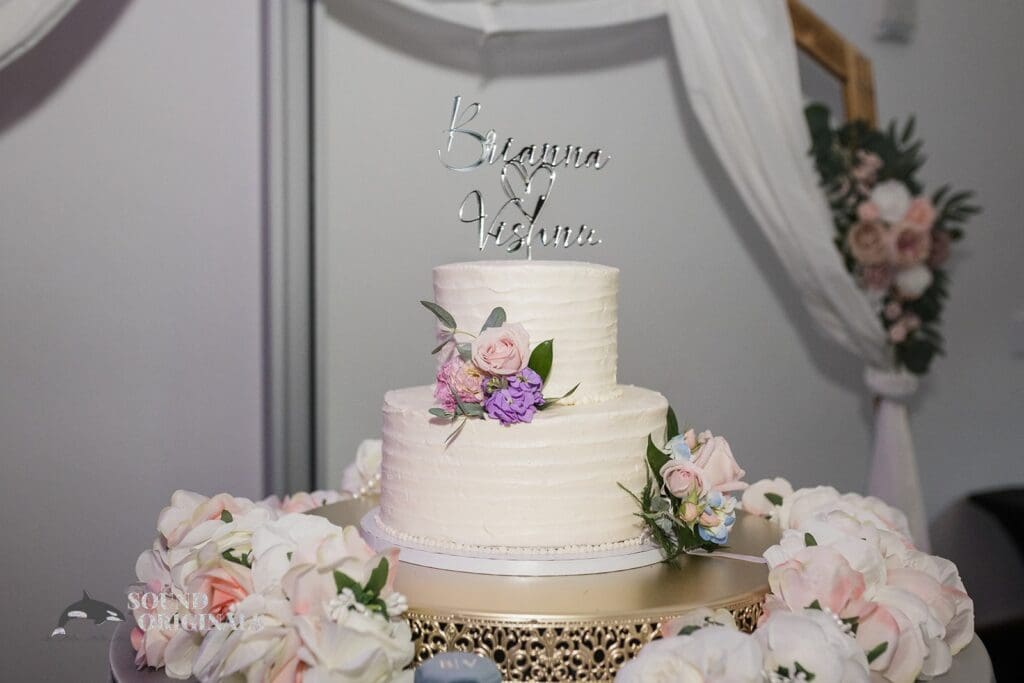 Brianna + Vishnu W Seattle Wedding // Brianna + Vishnu -