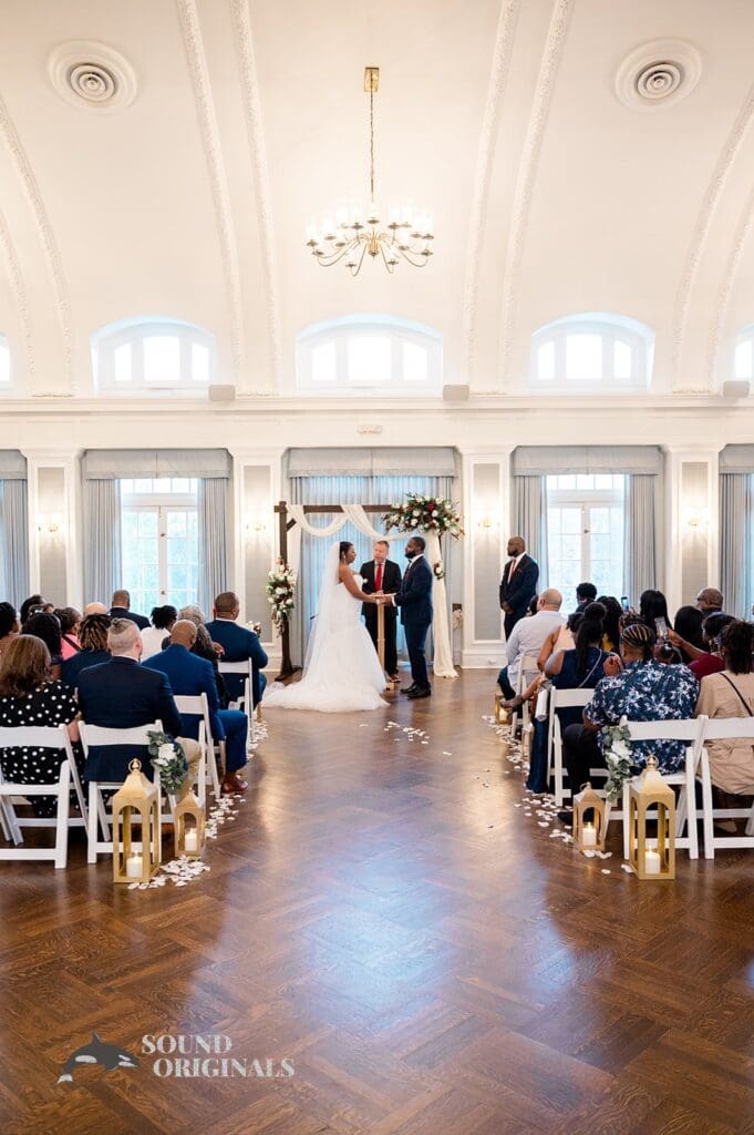 Mikiela + Brandan Woman's Club of Evanston Wedding // Mikiela + Brandan -