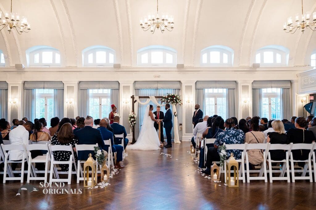 Mikiela + Brandan Woman's Club of Evanston Wedding // Mikiela + Brandan -