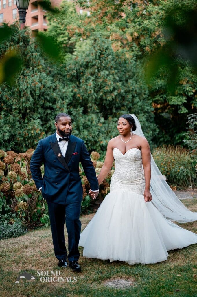 Mikiela + Brandan Woman's Club of Evanston Wedding // Mikiela + Brandan -