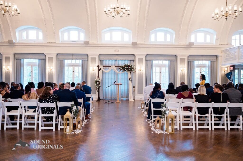 Mikiela + Brandan Woman's Club of Evanston Wedding // Mikiela + Brandan -