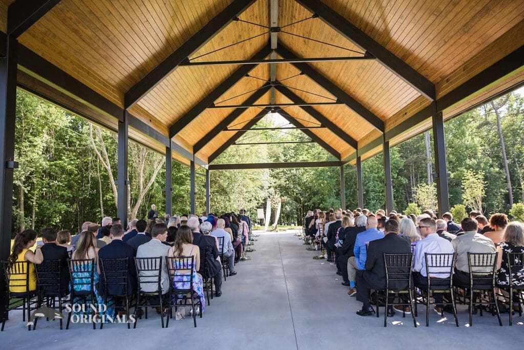 Outdoor ceremony at The Oakley on the Lake Wedding